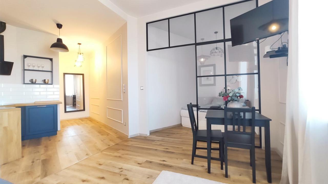 Aleja Krasinskiego 5 By Homeprime Krasków Εξωτερικό φωτογραφία