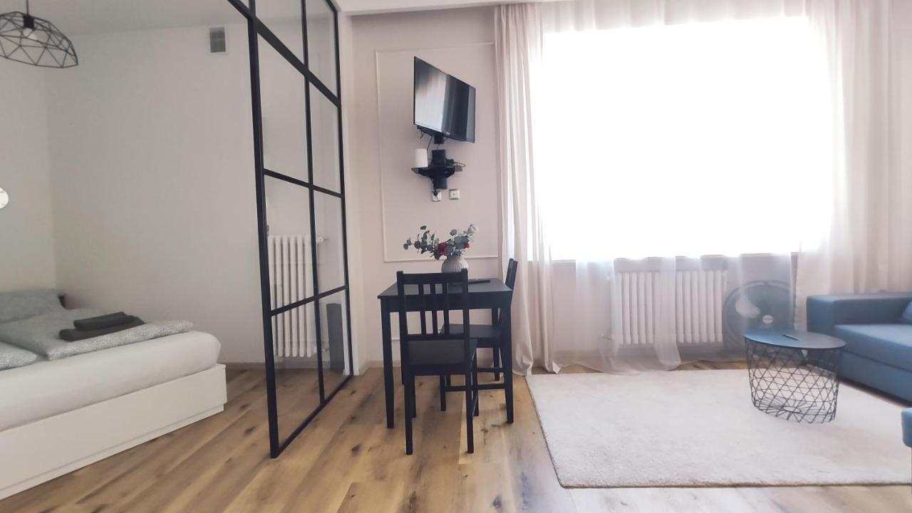 Aleja Krasinskiego 5 By Homeprime Krasków Εξωτερικό φωτογραφία